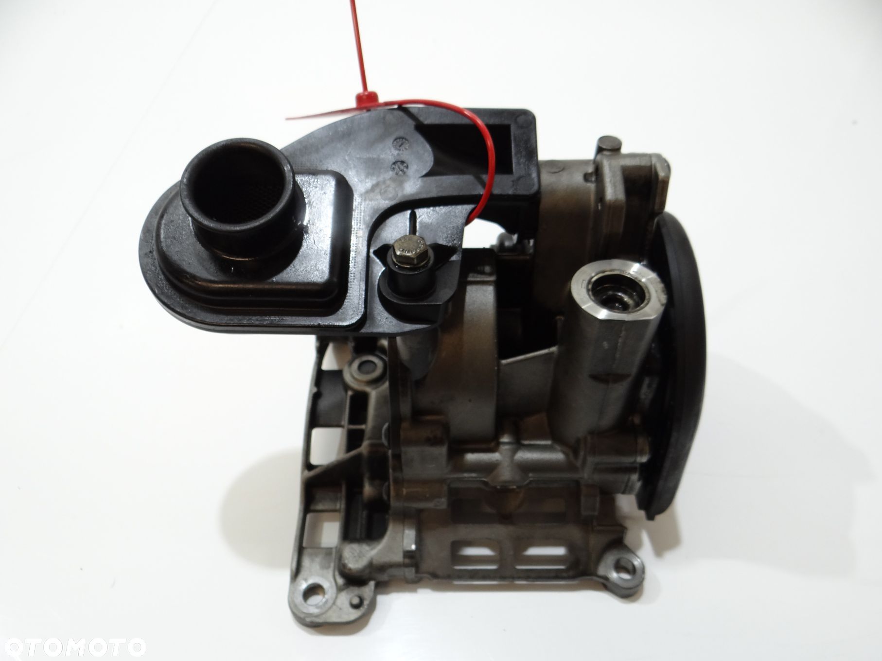 POMPA OLEJU BMW X5 E70 3.0 D 7805316 - 1