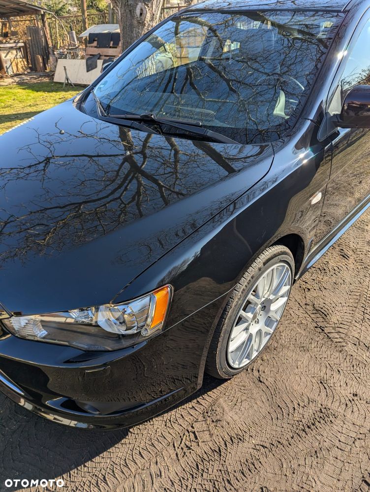Mitsubishi Lancer - 9