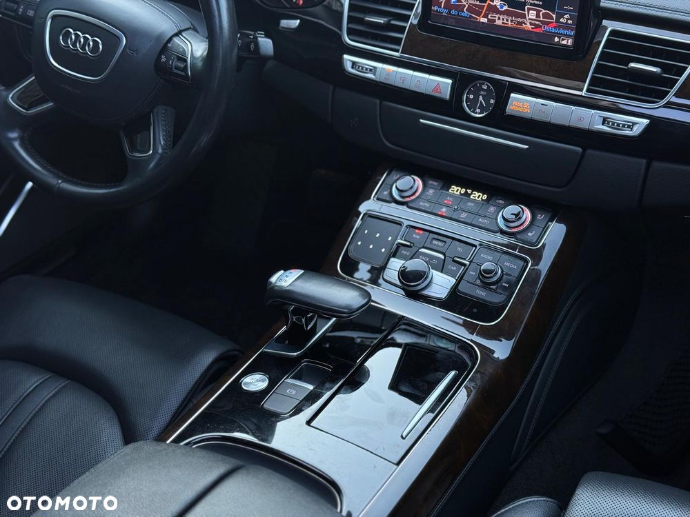 Audi A8 - 22
