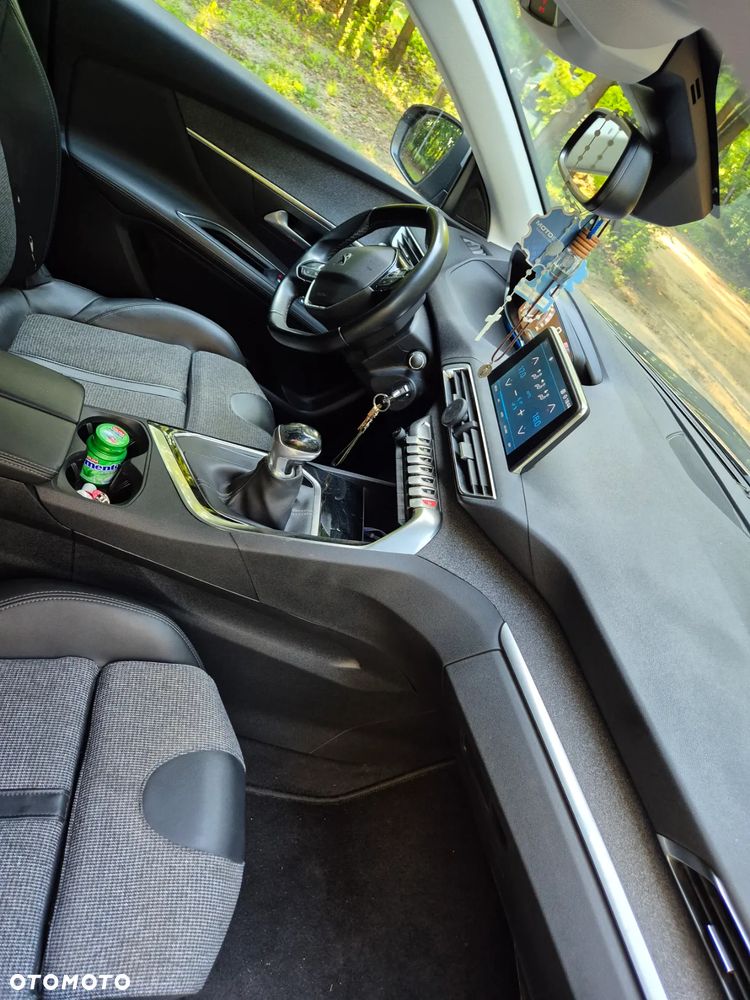 Peugeot 3008 - 6