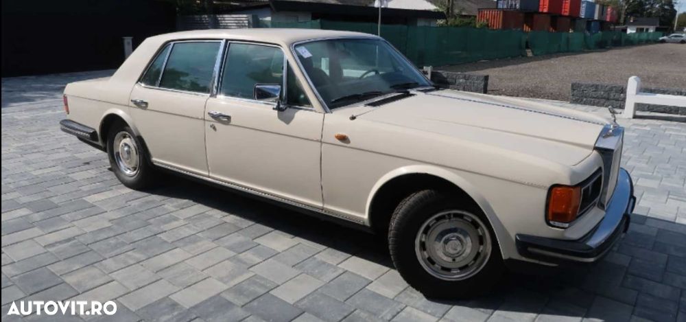 Rolls-Royce Silver Spirit - 1