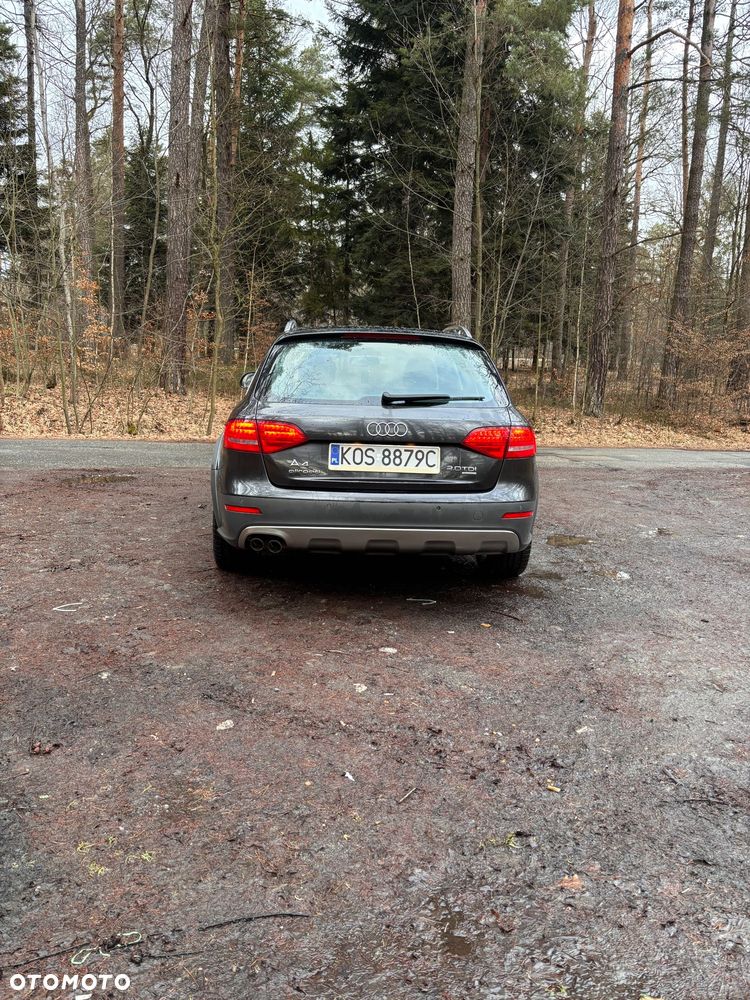 Audi A4 Allroad 2.0 TDI Quattro - 10
