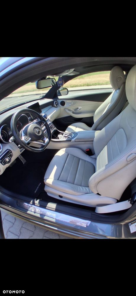 Mercedes-Benz Klasa C 300 7G-TRONIC - 7