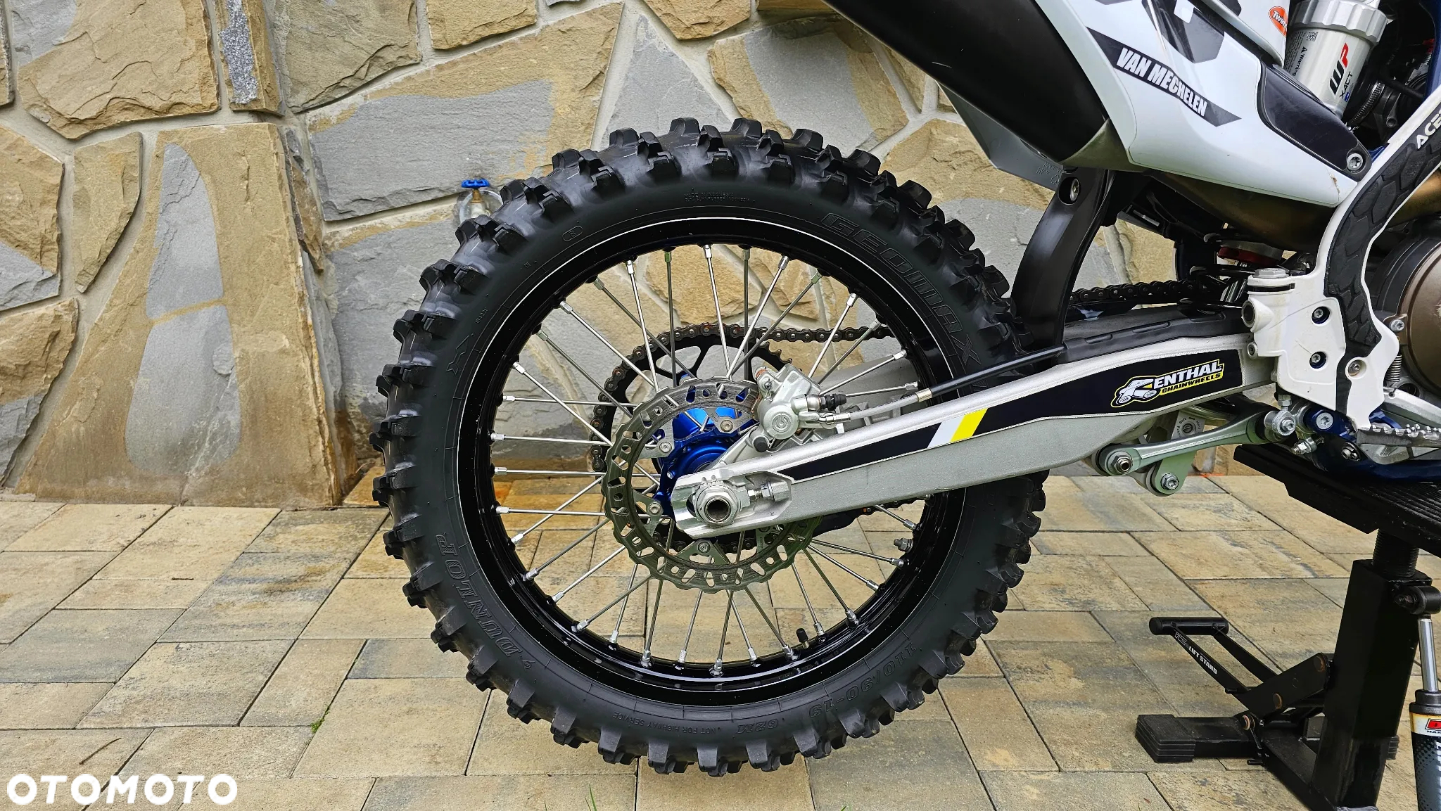 Husqvarna FC - 9