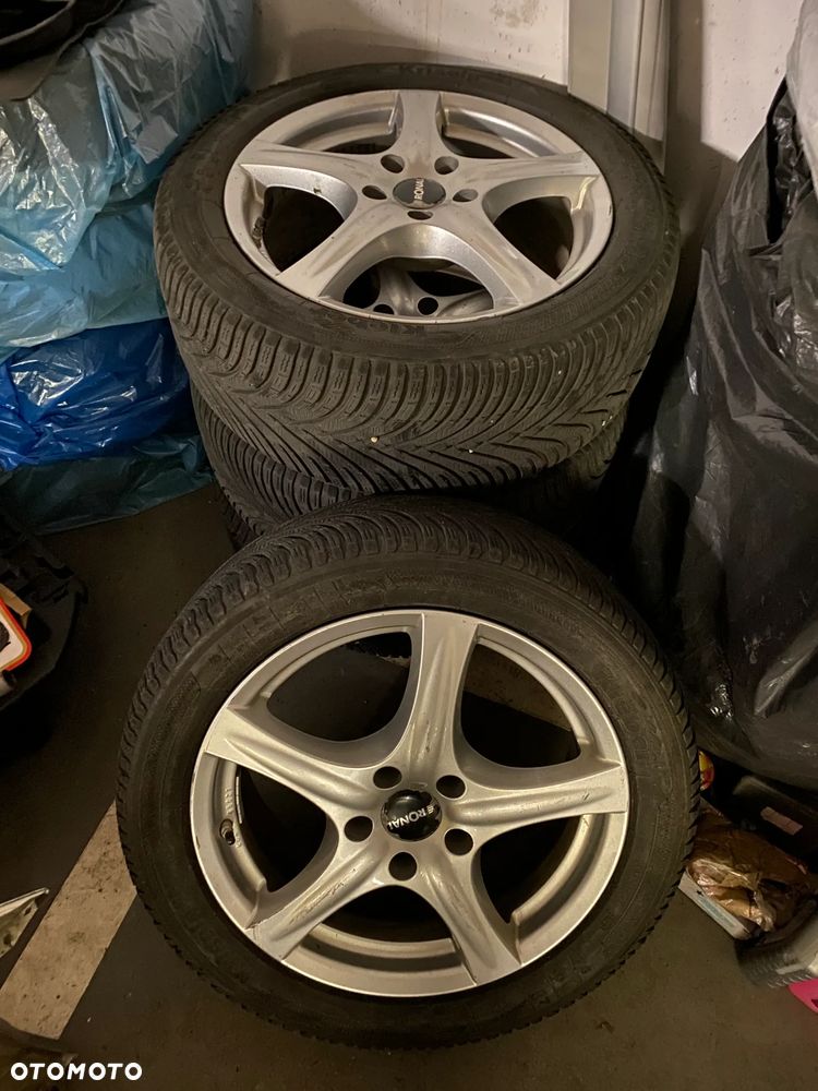 Toyota Prius+ - 29