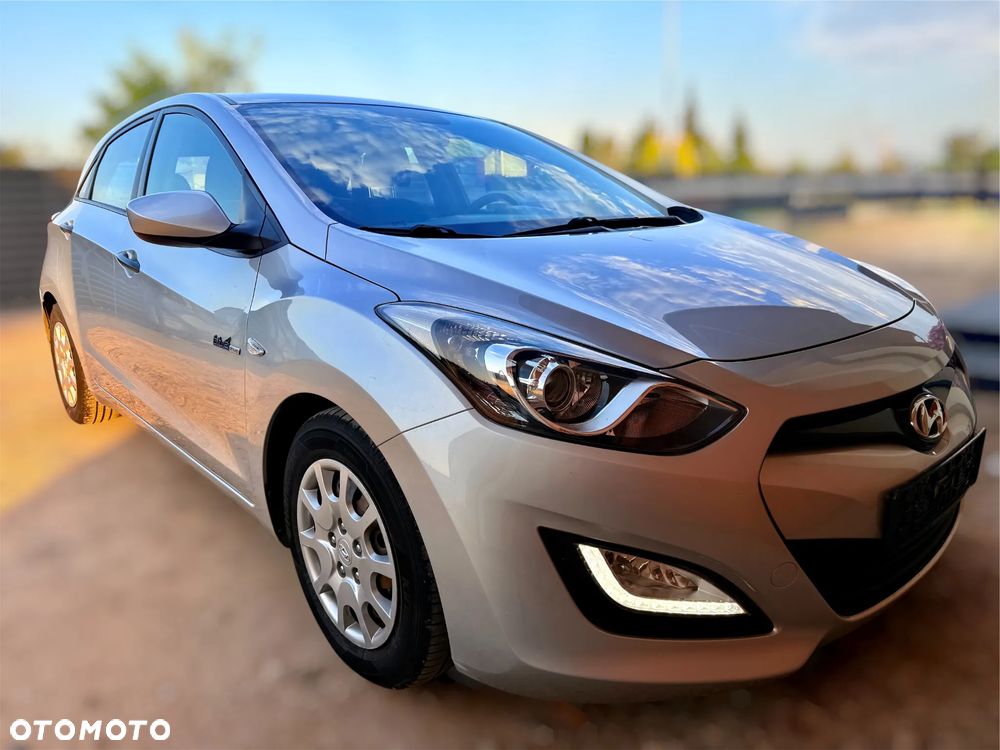 Hyundai i30 1.4 CRDi Advantage - 3