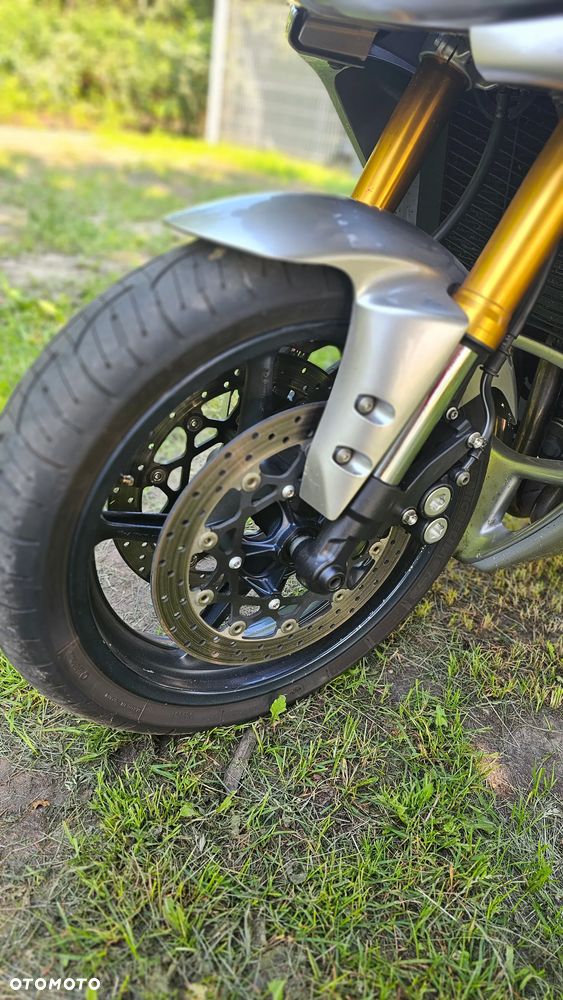 Yamaha FZ - 7