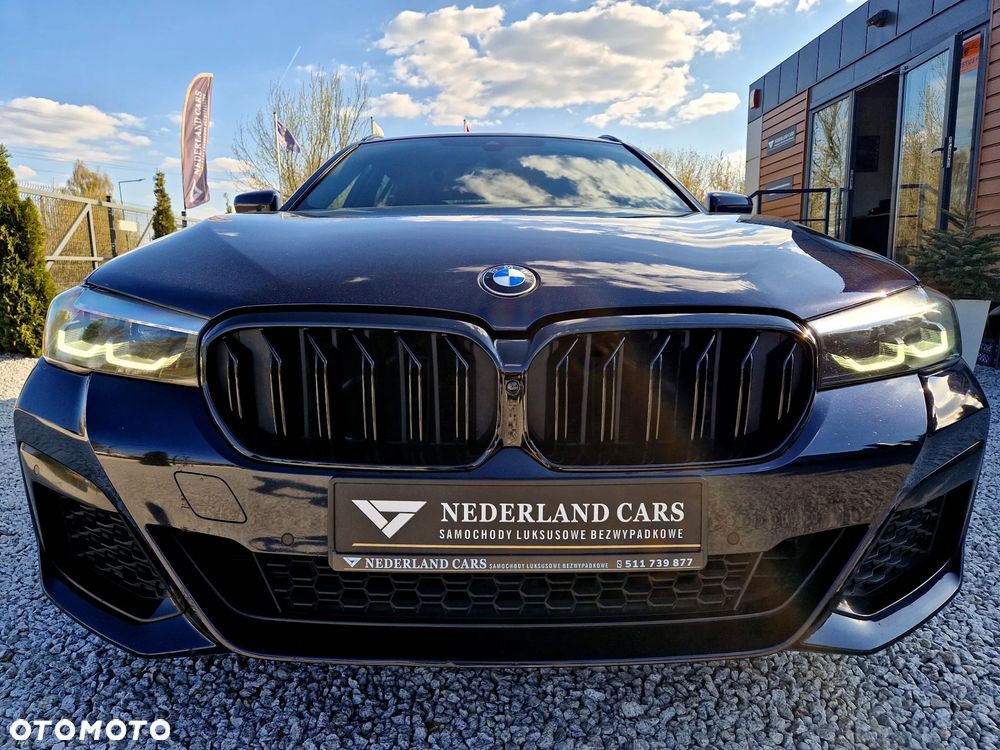 BMW Seria 5 530e xDrive M Sport sport - 39
