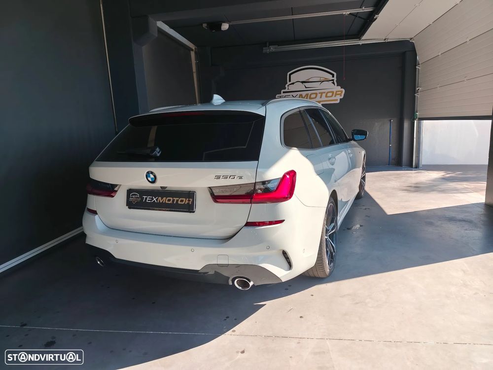 BMW 330 e Pack Desportivo M Auto - 7