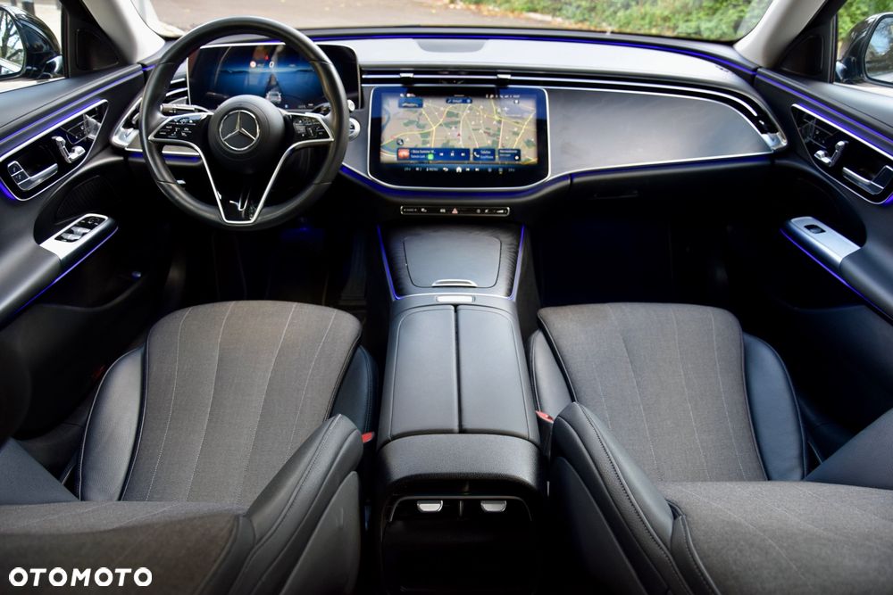 Mercedes-Benz Klasa E 200 mHEV 4-Matic Avantgarde 9G-Tronic - 11