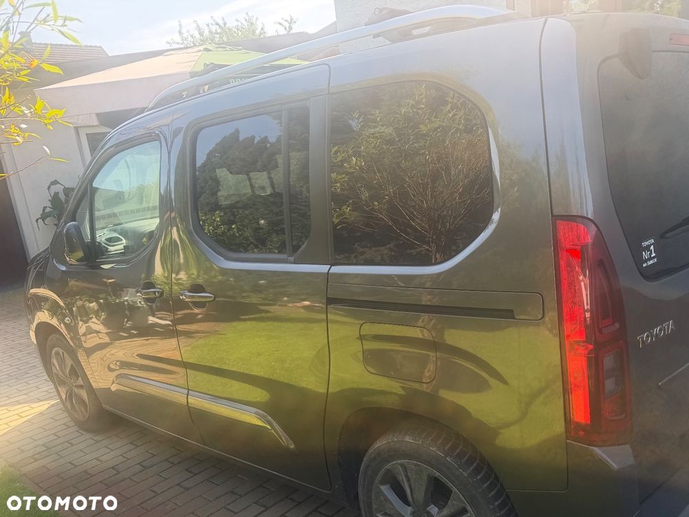 Toyota Proace City Verso 1.5 D-4D Family - 2