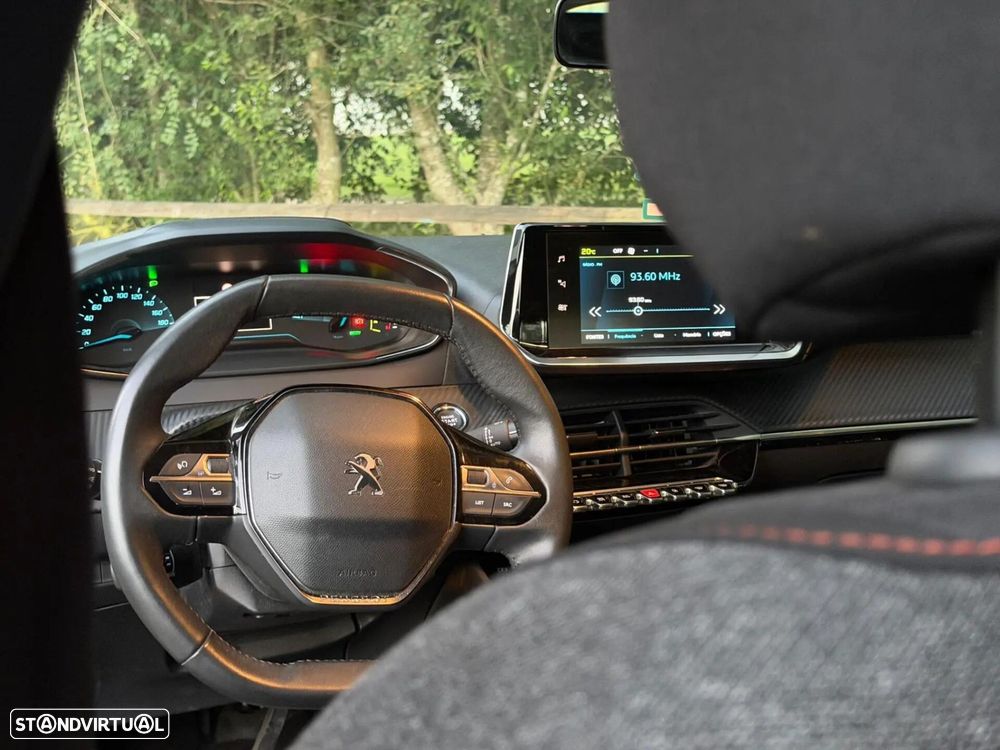 Peugeot e-208 50 kWh Active Pack - 12