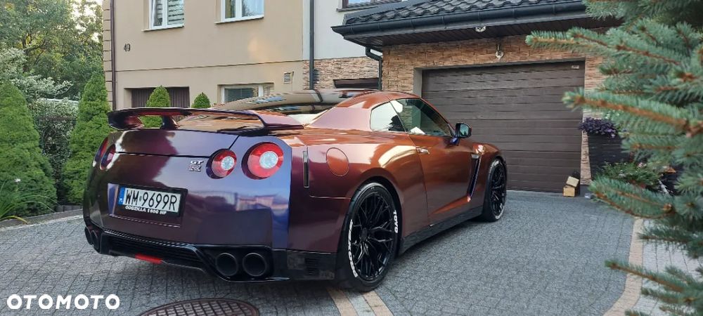 Nissan GT-R Black Edition - 9