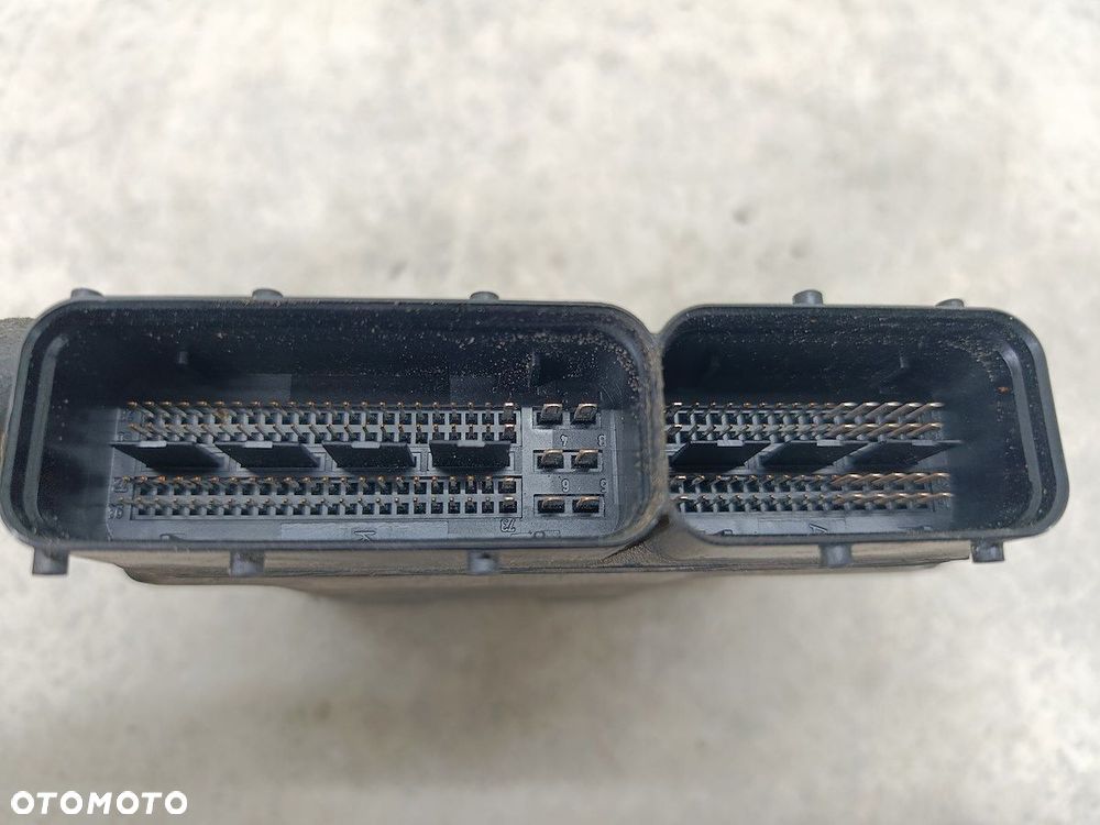 KOMPUTER, STEROWNIK DODGE CALIBER P05187449AB 0281013693   2.0 CRD - 3