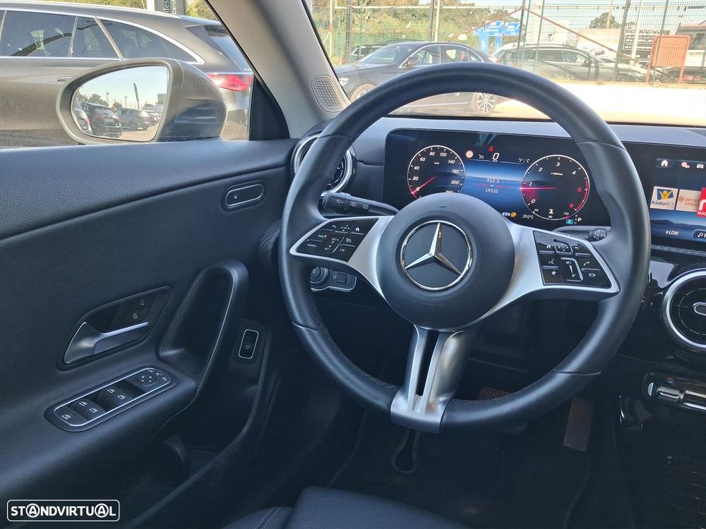 Mercedes-Benz CLA 180 d Shooting Brake Style Plus Aut. - 15