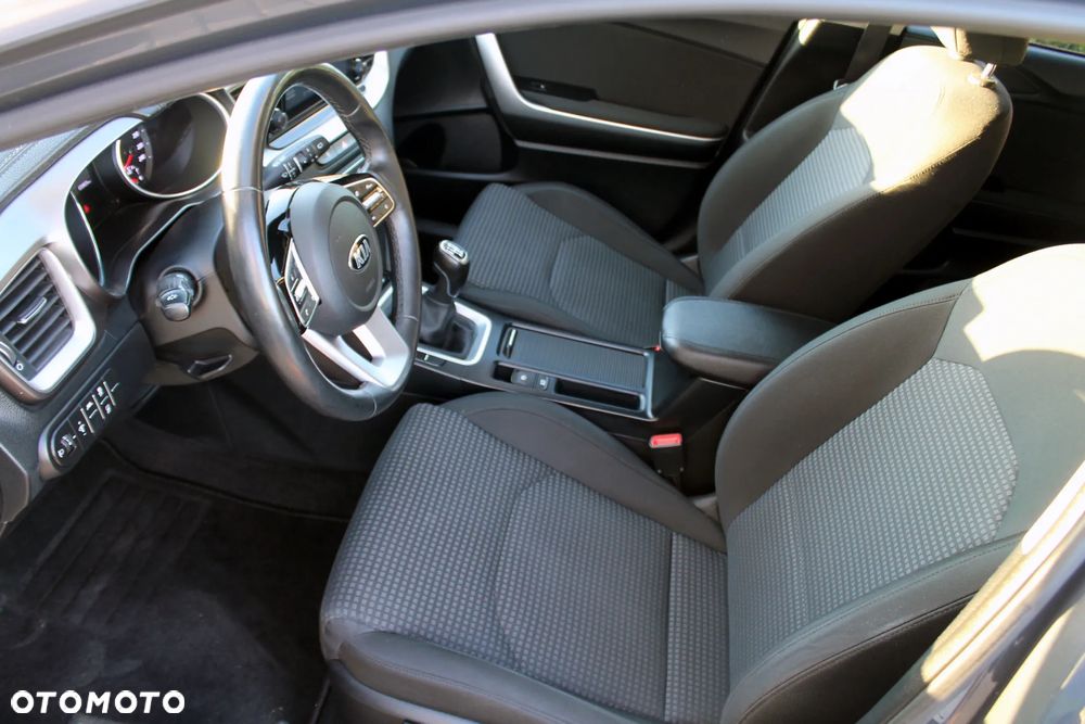 Kia Ceed 1.0 T-GDI Business Line - 11