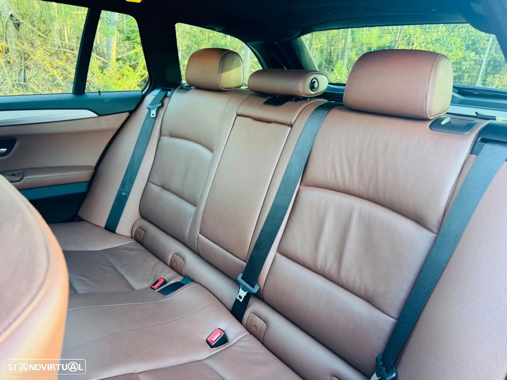 BMW 525 d Pack M Auto - 43