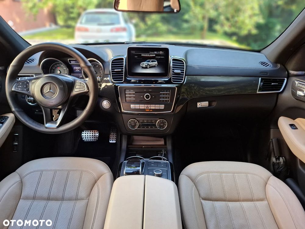 Mercedes-Benz GLS - 6