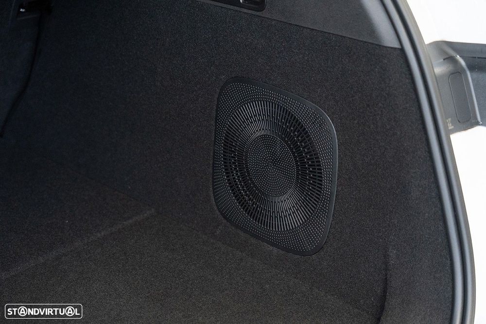 Leapmotor C10 28.4 kWh REEV Design - 17