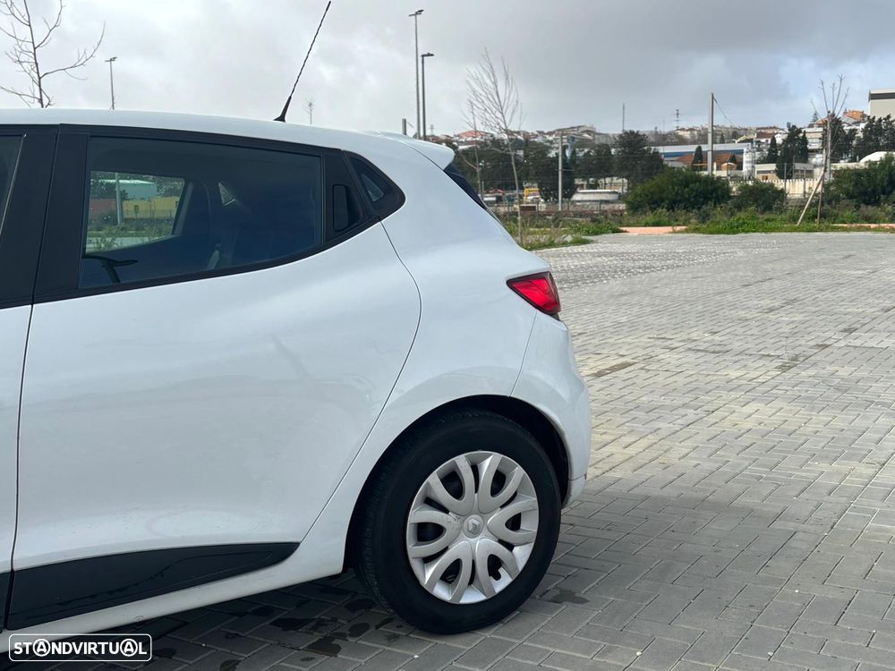 Renault Clio 1.5 dCi Zen - 17