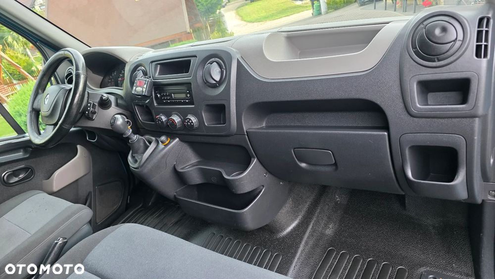 Renault Master - 33