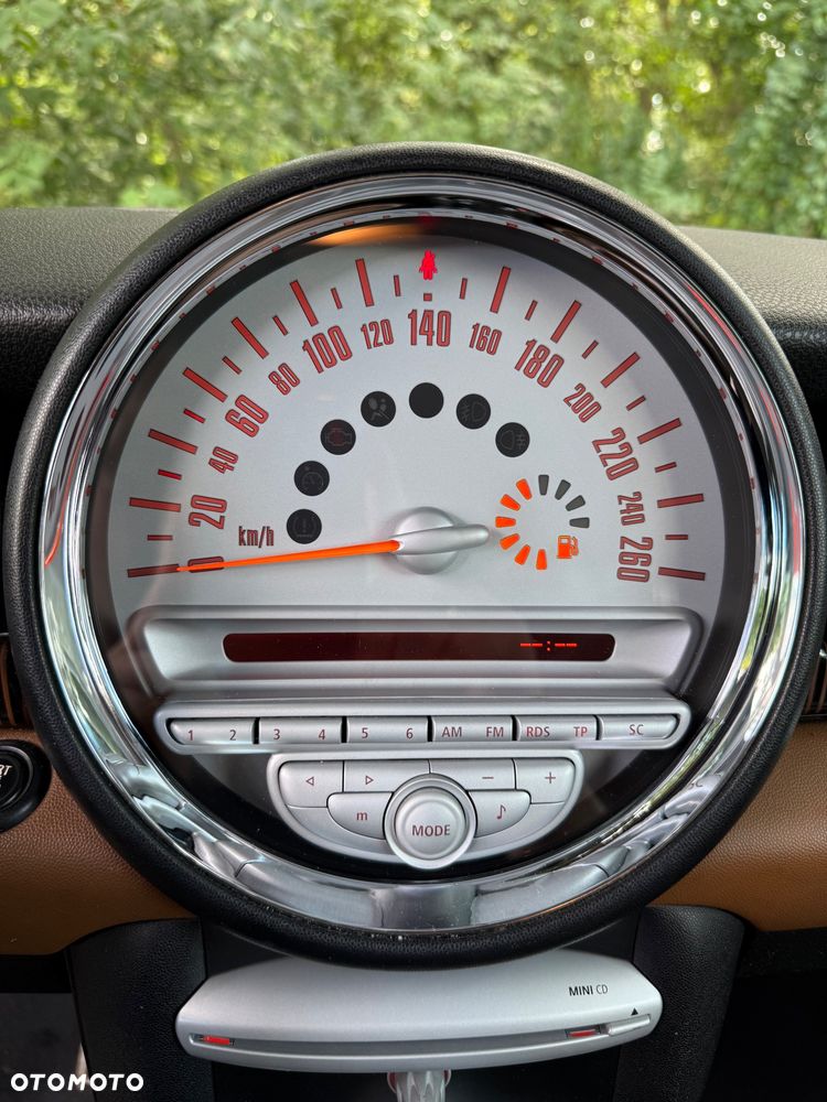 MINI Cooper 50 Mayfair - 16
