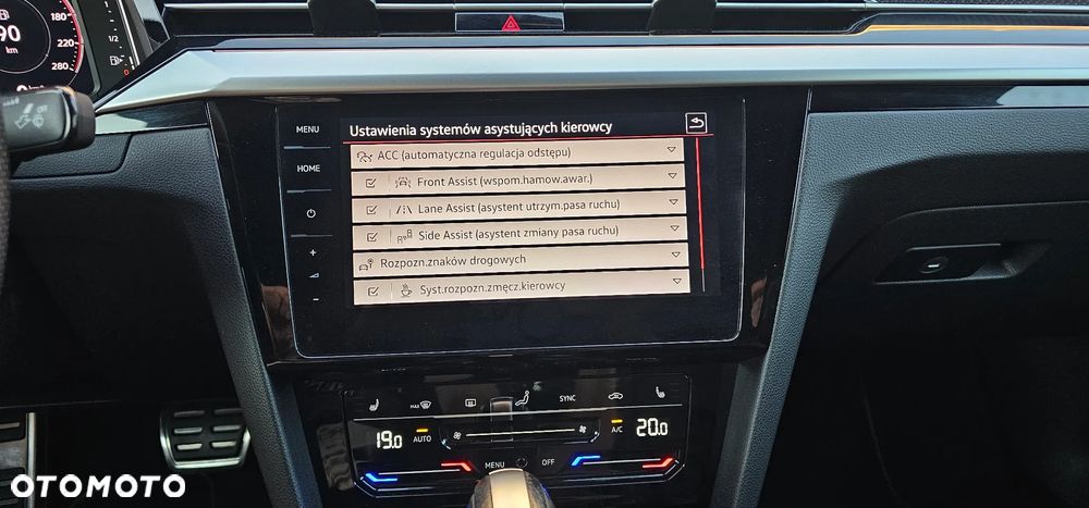 Volkswagen Arteon 2.0 TDI SCR R-Line DSG - 39