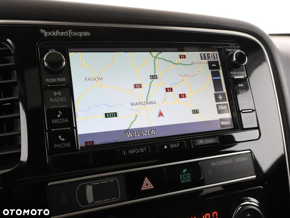 Mitsubishi Outlander 2.4 4WD Top - 26