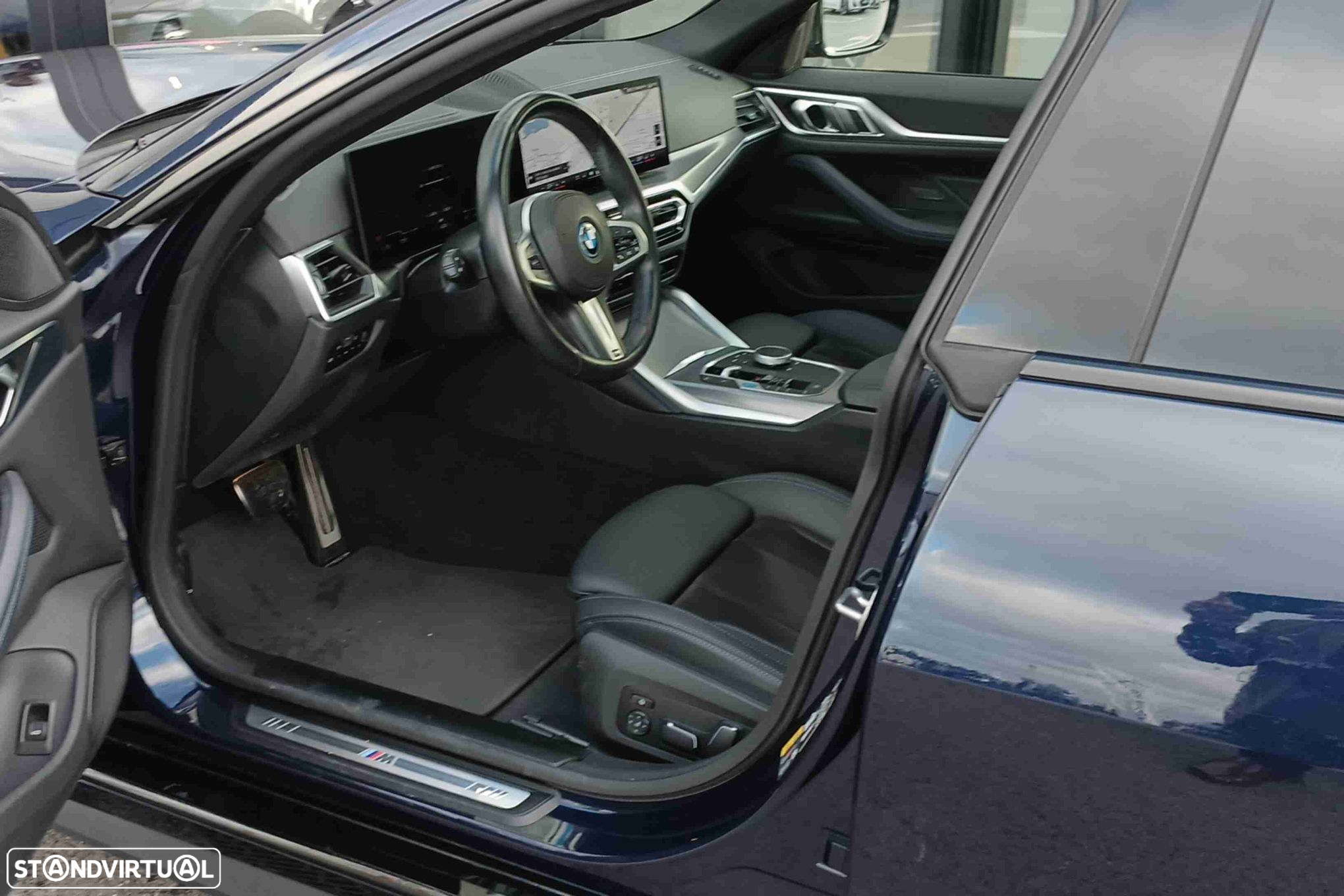 BMW i4 eDrive40 Desportiva M - 7
