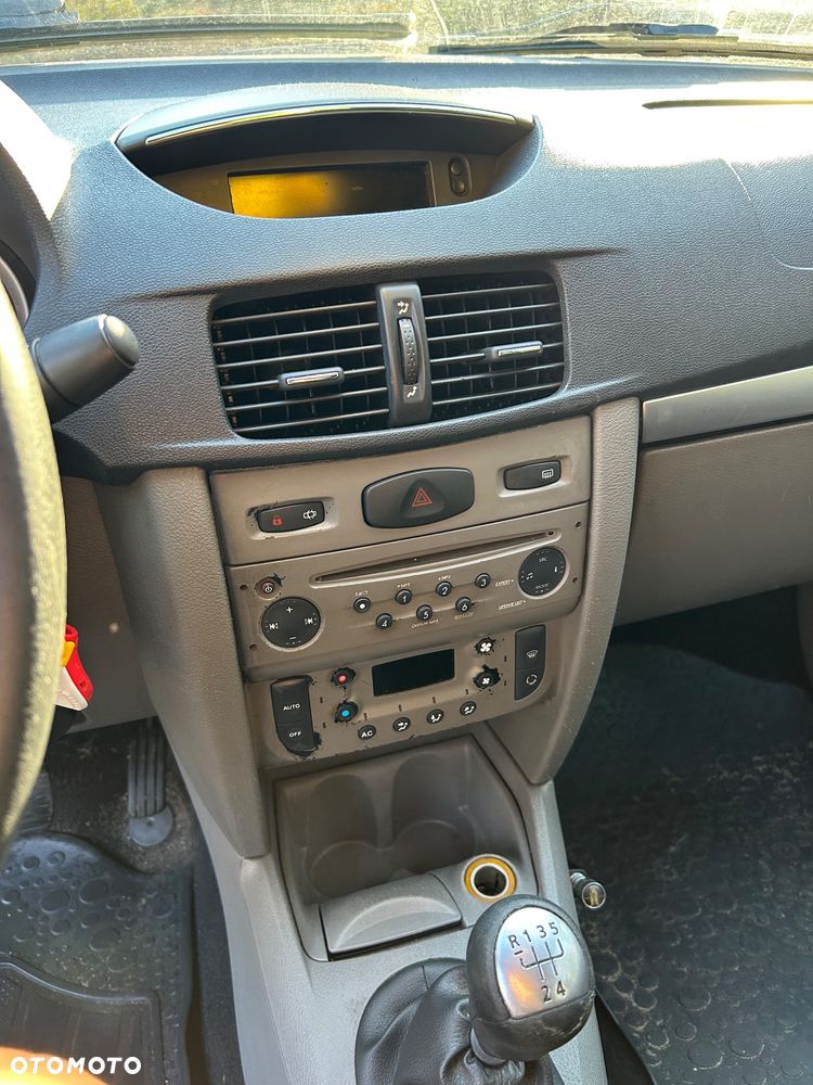 Renault Thalia - 14