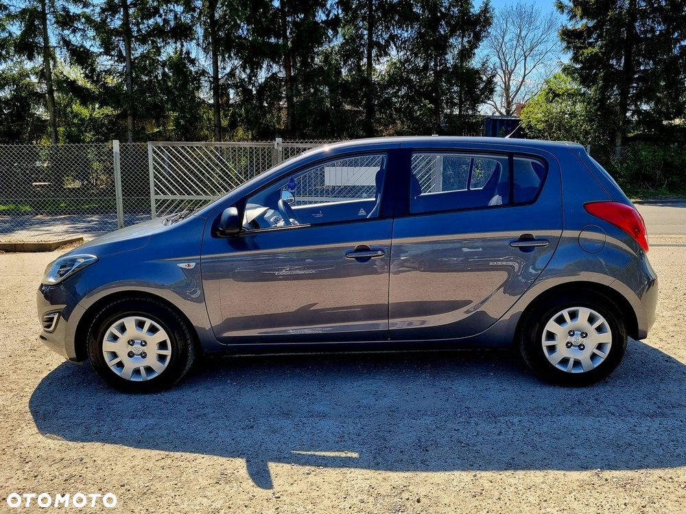 Hyundai i20 1.2 Trend - 8