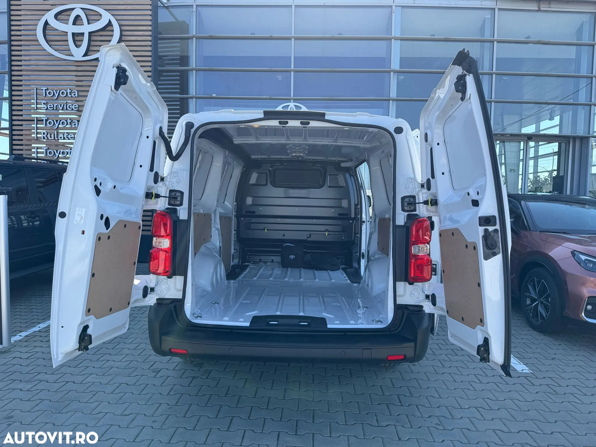 Toyota Proace - 4