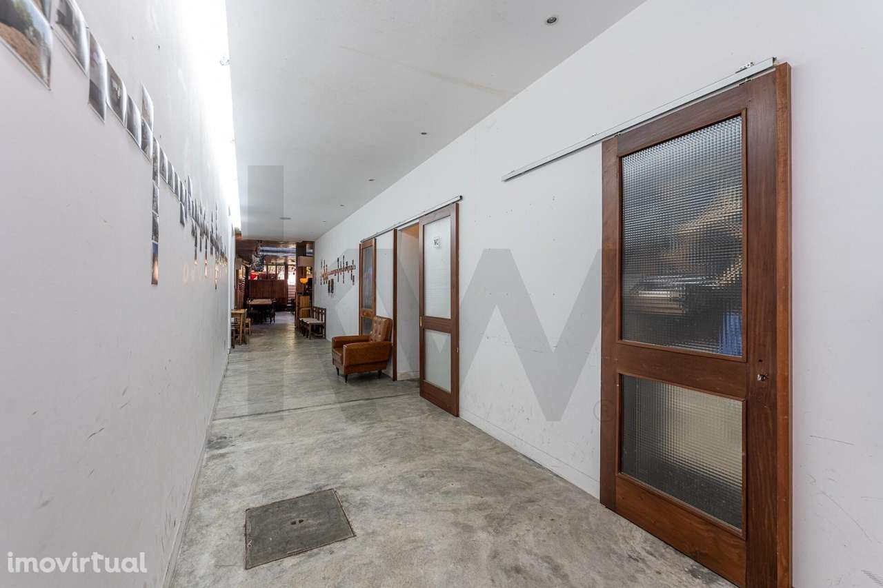 Trespasse | Bar-restaurante com esplanada e jardim | Bairro das Artes, - Grande imagem: 3/35