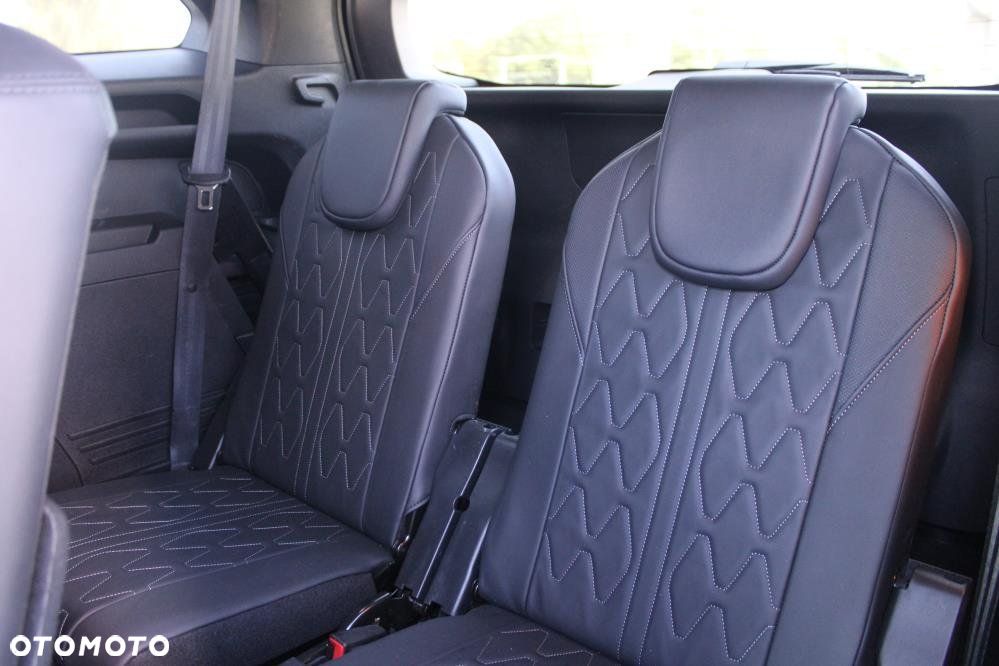 Peugeot 5008 - 13