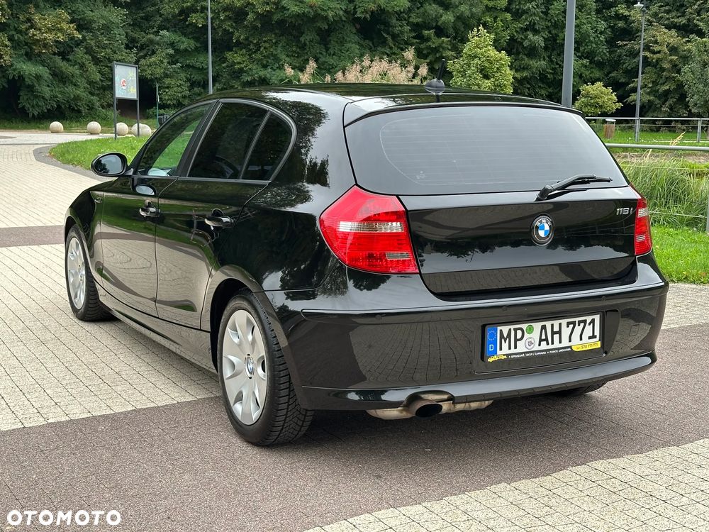 BMW Seria 1 116i - 4