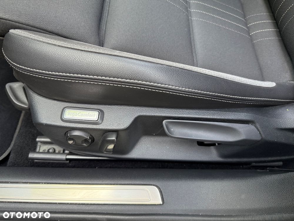 Volkswagen Passat Alltrack 2.0 TDI SCR 4Mot DSG7 - 31