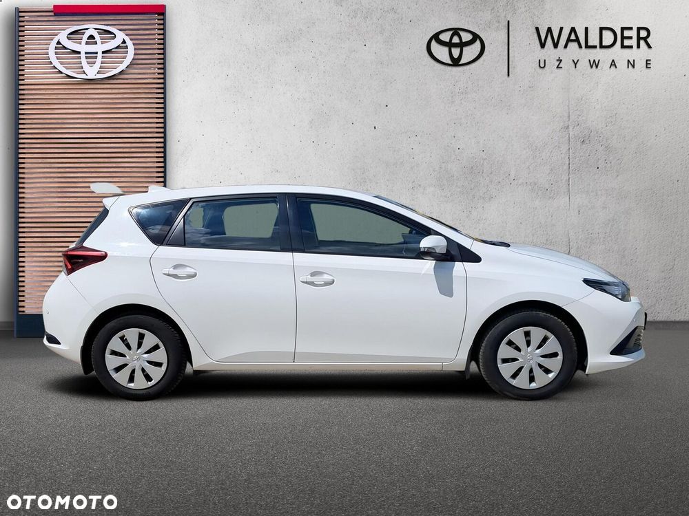 Toyota Auris - 6