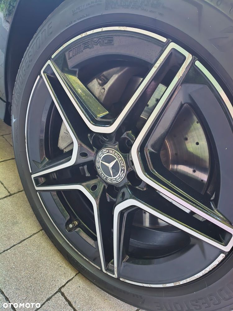 Mercedes-Benz Klasa C 300 d mHEV AMG - 11