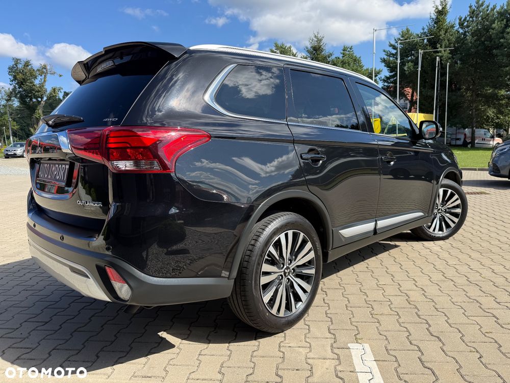 Mitsubishi Outlander 2.0 4WD CVT Diamant Edition+ - 6