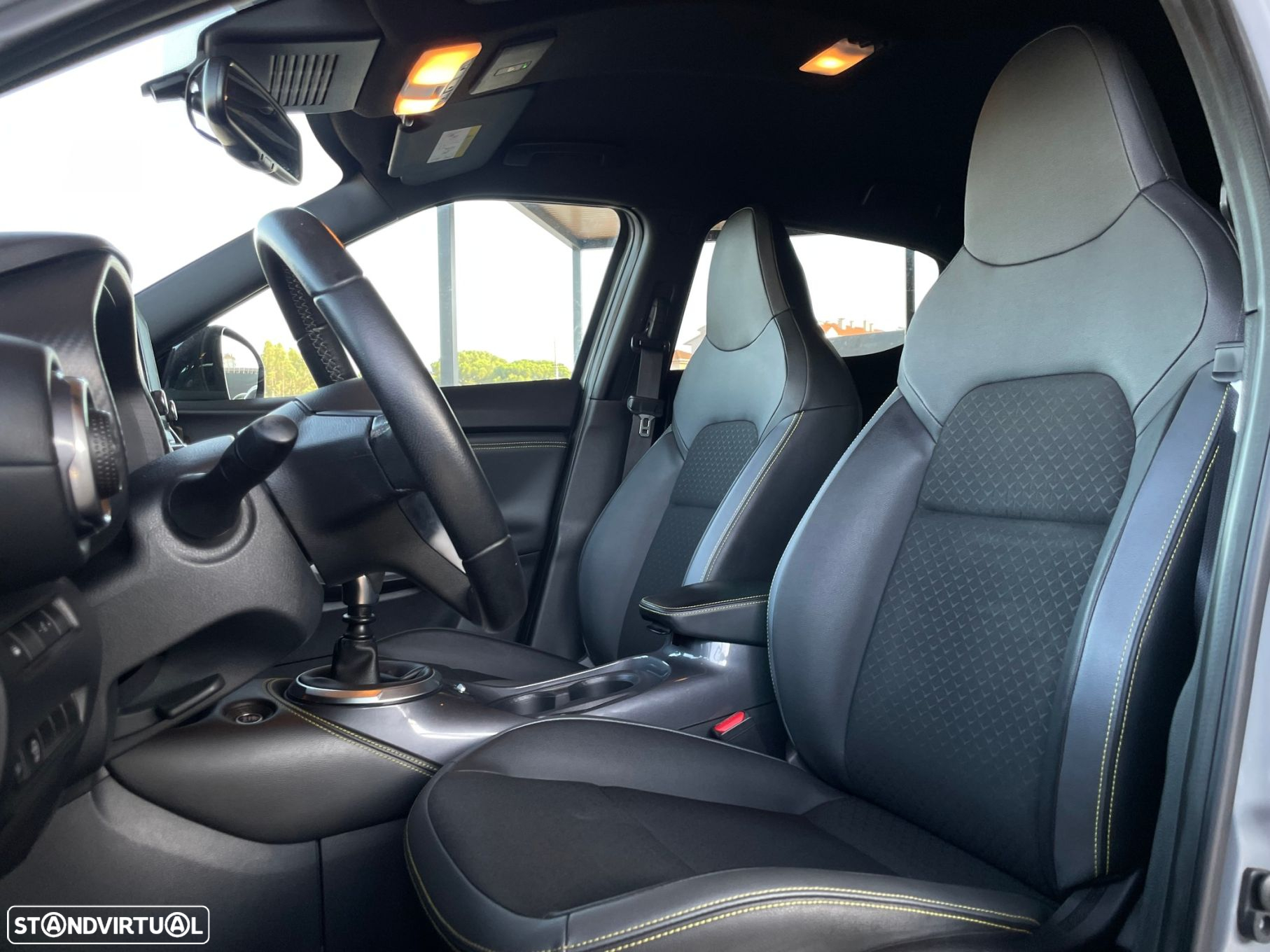 Nissan Juke 1.0 DIG-T Kiiro - 13