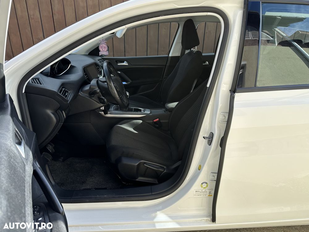 Peugeot 308 SW BlueHDi 130 Stop & Start Active Pack - 14