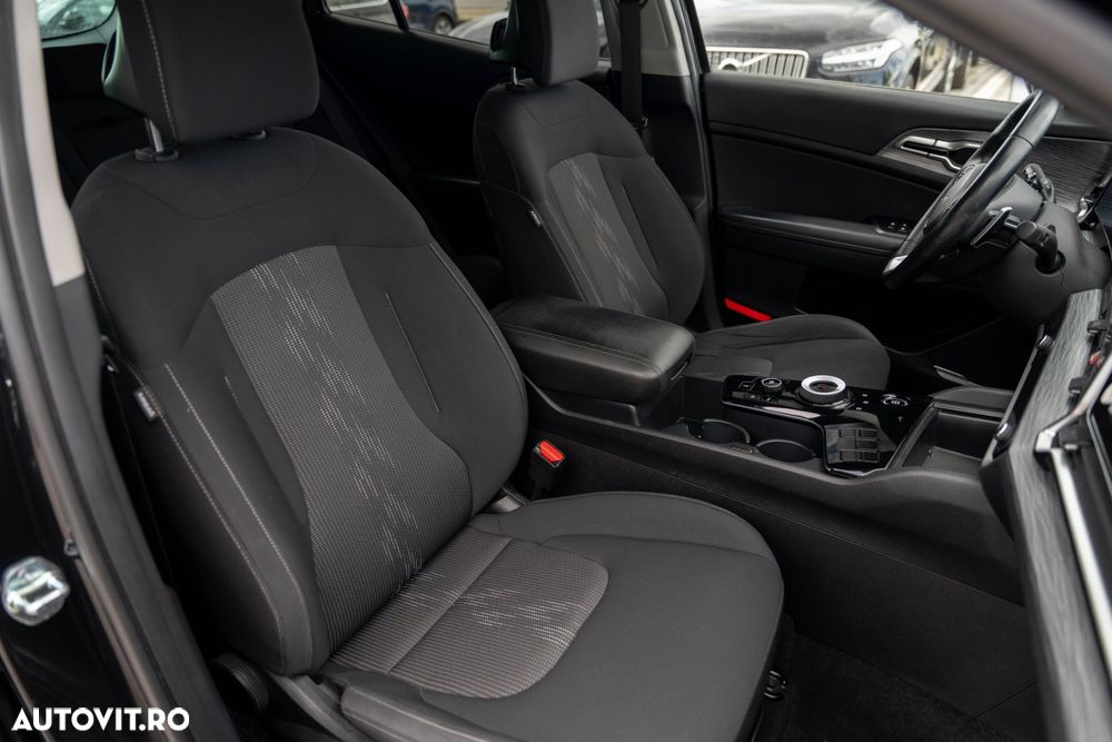 Kia Sportage 1.6 DSL MHEV 7DCT HP 4x2 Style - 17