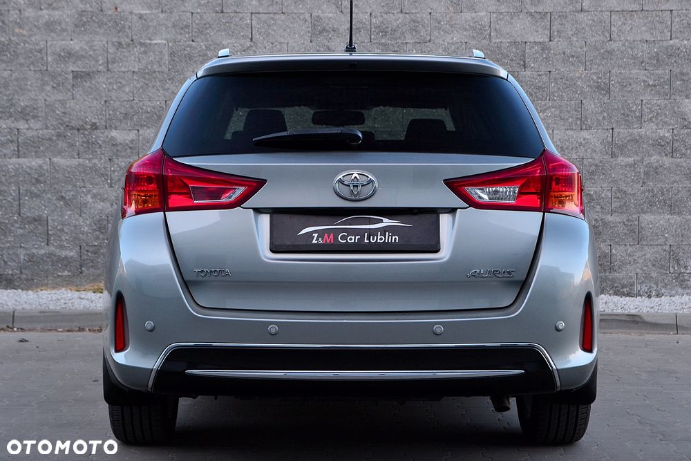 Toyota Auris 1.4 D-4D Premium - 6