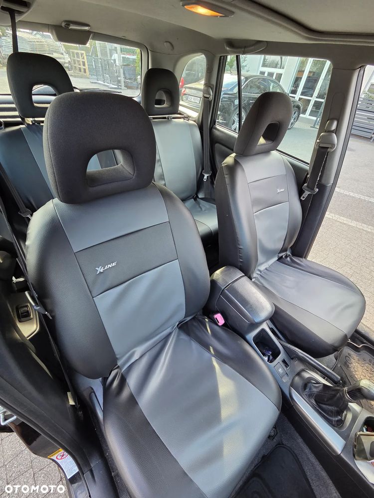 Toyota RAV4 4x4 - 25