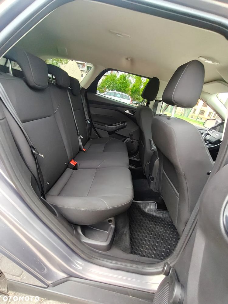Ford Focus - 13