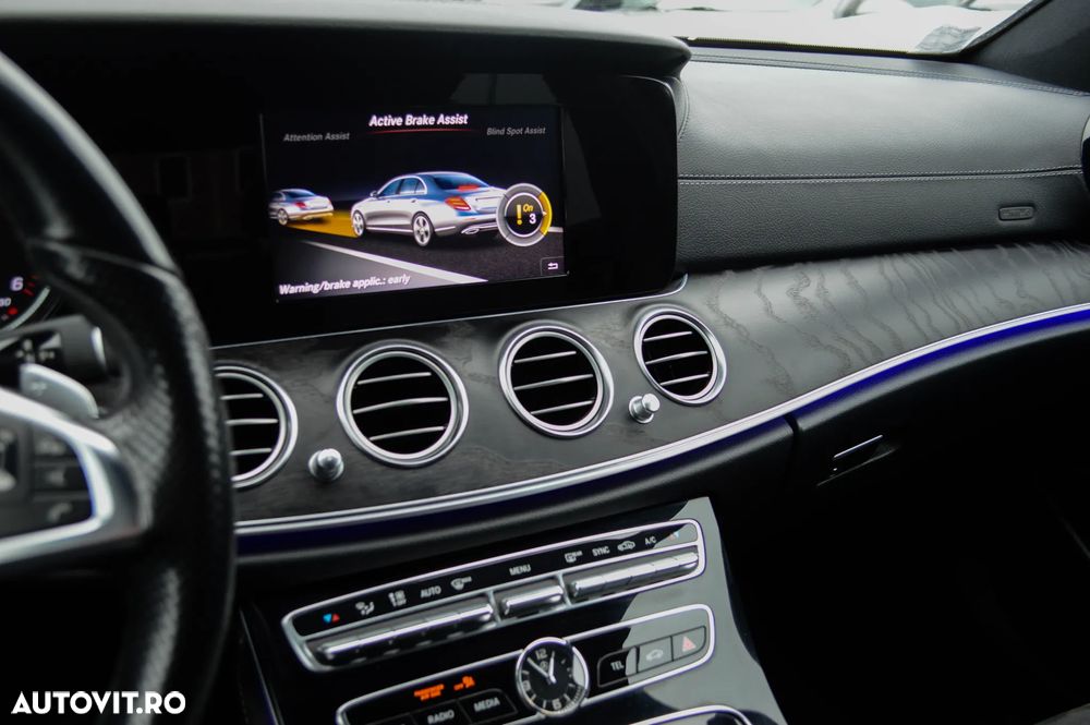 Mercedes-Benz E 220 d 9G-TRONIC AMG Line - 29