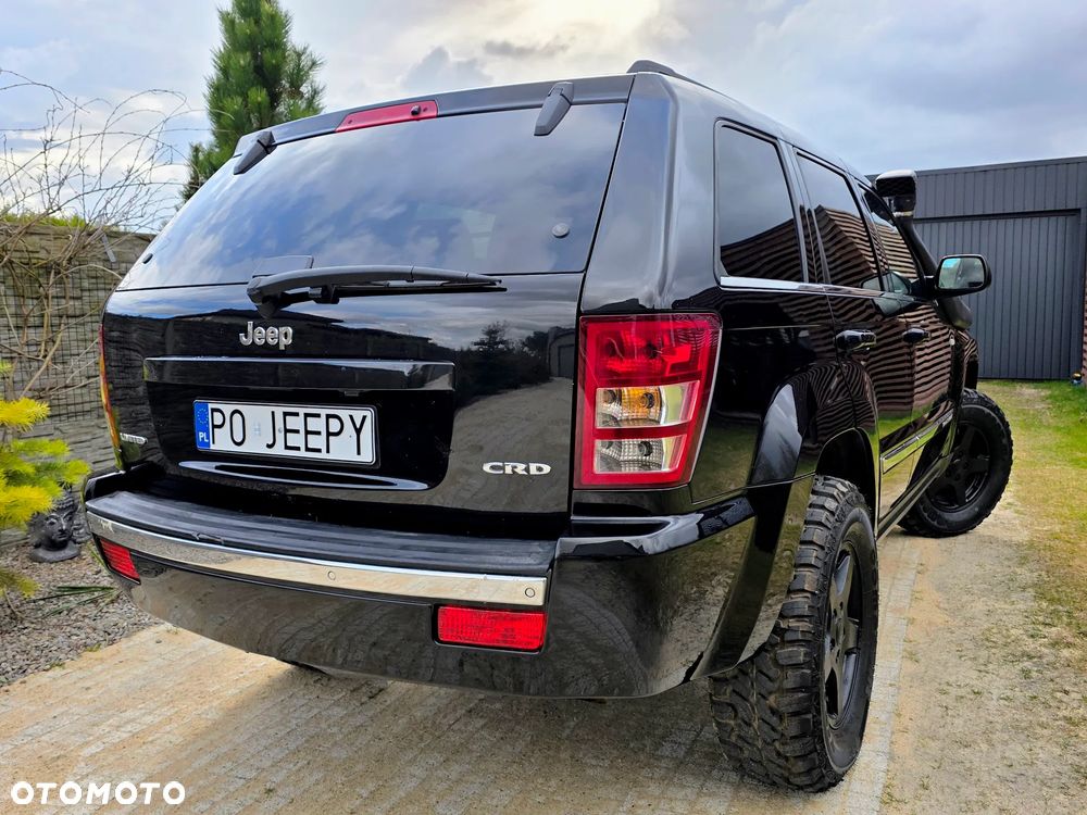 Jeep Grand Cherokee - 19