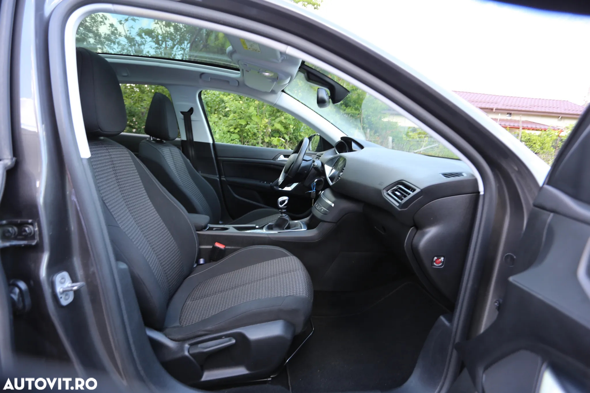 Peugeot 308 1.2 e-THP STT Allure - 10
