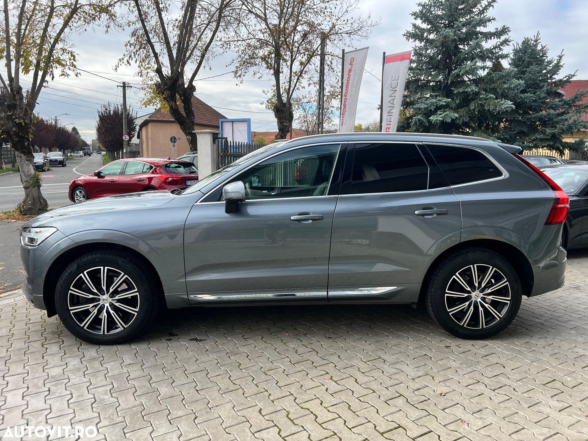 Volvo XC 60 D5 AWD Geartronic Inscription - 8