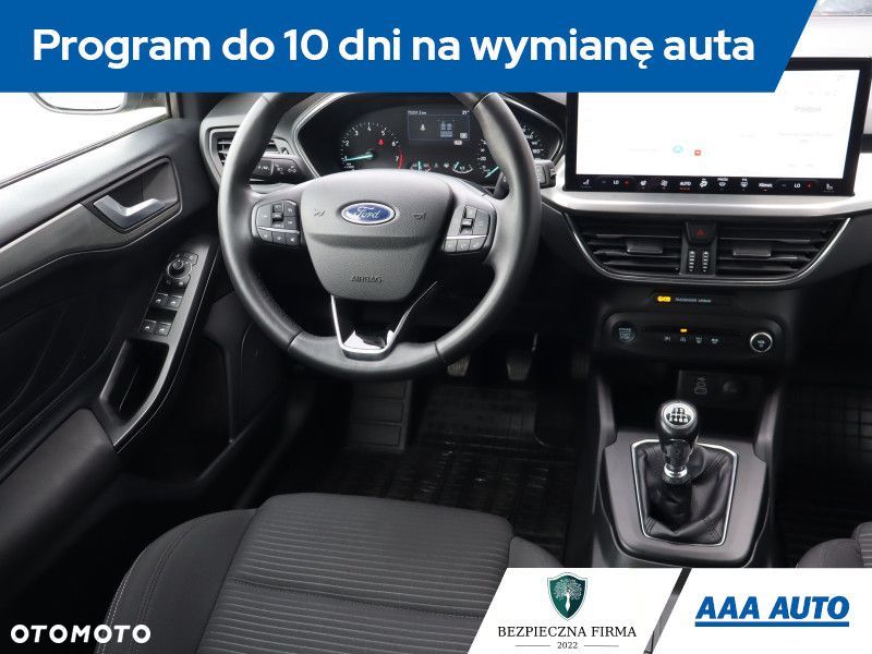 Ford Focus SW - 9